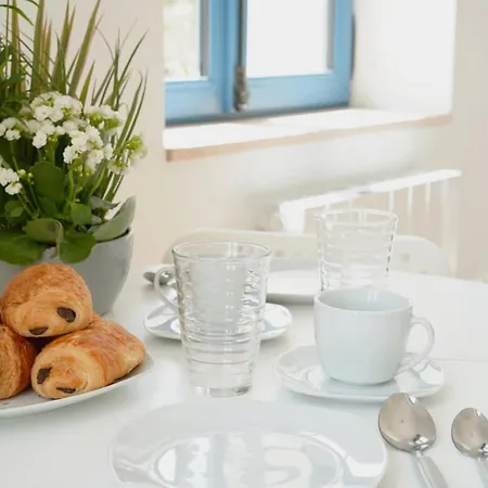 Centre - Jet D'eau - T2 Presidents * لي سابلِ دولونْ